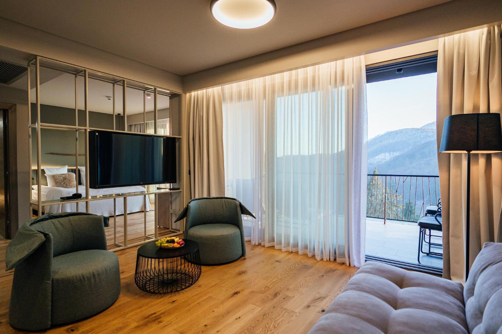 Balvanyos Resort - Peakture Hotel & Grand Hotel บาลวานยอส ภายนอก รูปภาพ